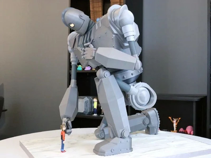 Anime character 3d model - Massive Iron Giant and Hogarth