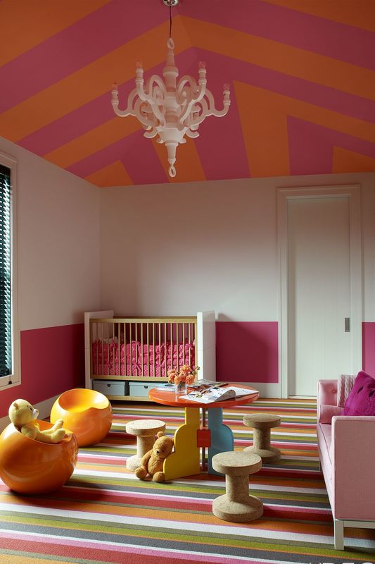 child's room with "pink" concept look